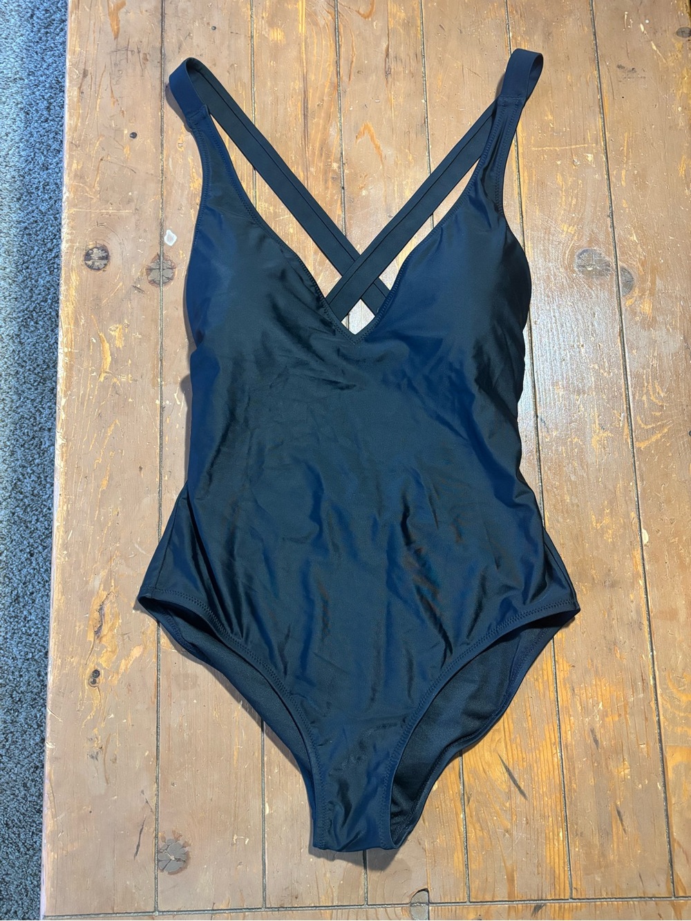 J CREW High Support Cross-Back BLACK Bathing Suit One Piece Swimsuit